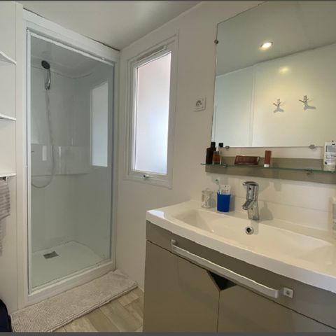 Mobilheim 4 Personen - PREMIUM - 32m² - 2 Schlafzimmer + Terrasse