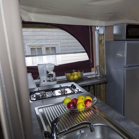Canvas and wooden tent 5 persons - NIAGARA Lodge 40m² with bathroom (Saturday to Saturday)