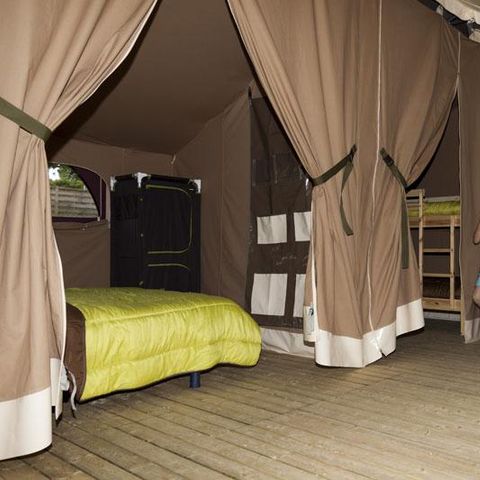 TIENDA DE LONA Y MADERA 5 personas - NIAGARA Lodge 40m² con cuarto de baño (de sábado a sábado)