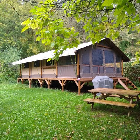 Canvas and wooden tent 5 persons - Lodge KENYA 46m² (Saturday to Saturday)
