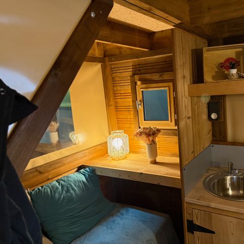 TIENDA DE LONA Y MADERA 3 personas - ALOJAMIENTO LA BOHEME