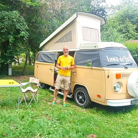 PLOT - Pitches for caravans and vans