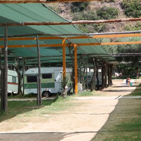 EMPLACEMENT - Tente / caravane