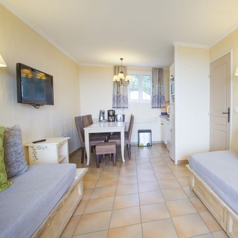 APPARTEMENT 6 personnes - - 1 chambre + 1 alcôve - Terrasse ou balcon - Vue sur la mer