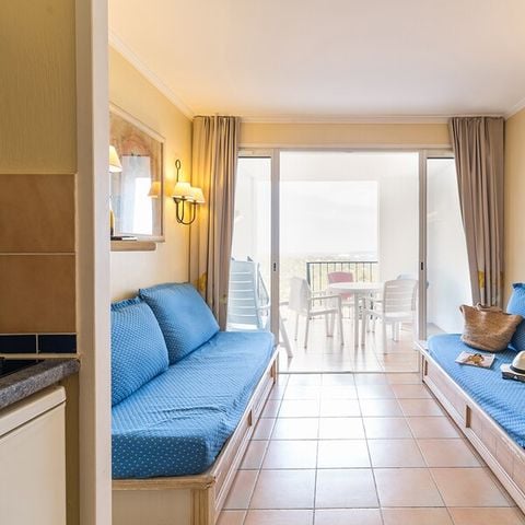 Apartment 4 persons - 1 sleeping area - Terrace or balcony - Air-conditioned