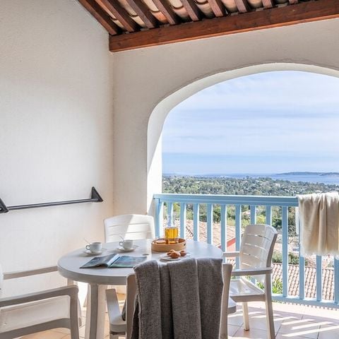 Apartment 4 persons - Flat 4 people - 1 bedroom - Terrace or balcony - Sea view - Air-conditioned