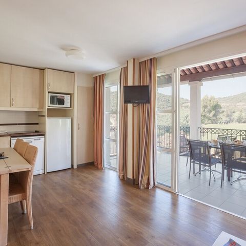 APPARTEMENT 6 personen - 1 slaapkamer + 1 slaapgedeelte - Terras