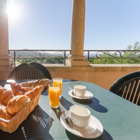 APARTMENT 6 people - - 1 bedroom + 1 sleeping alcove - Balcony