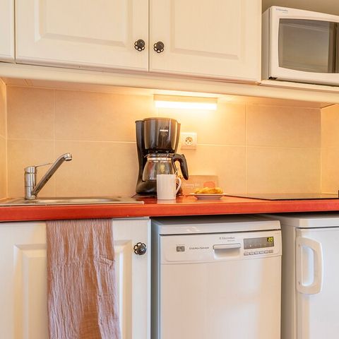 APARTMENT 5 people - 1 BEDROOM - TERRACE OR BALCONY