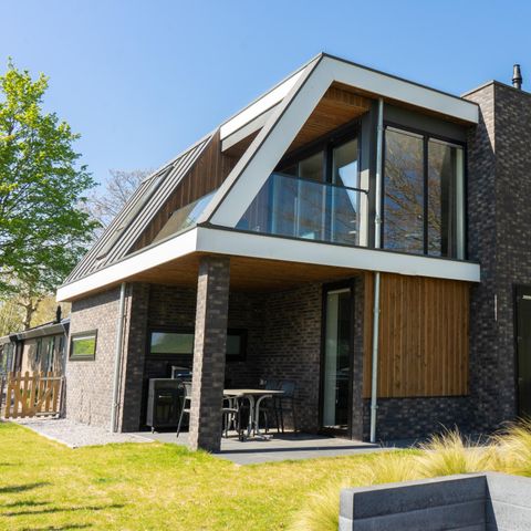 CASA 10 persone - Villa Embankment
