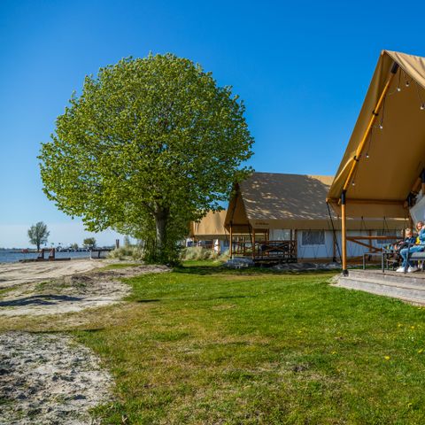 TENDA IN TELA E LEGNO 6 persone - Tenda glamping di lusso sulla spiaggia