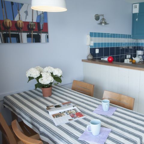 Apartment 6 persons - - 1 bedroom + 1 sleeping alcove - Terrace or balcony - Sea view