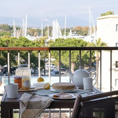 Piso 4 personas - - 1 dormitorio - Bañera de hidromasaje - Terraza - Aire acondicionado - Vista al puerto