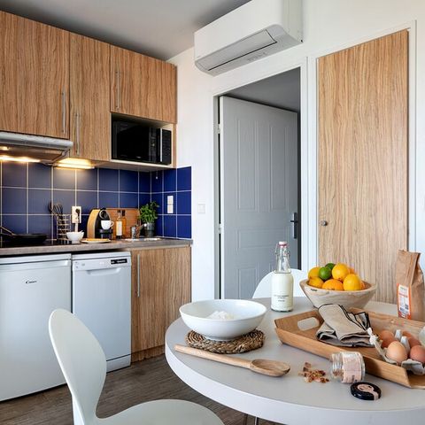 APARTMENT 4 people - - 1 bedroom - Hot tub - Terrace - Air conditioned - Port View