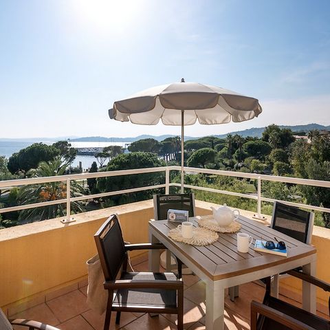 Studio 4 persons - 1 sleeping area - Balcony - Sea view - Air-conditioned