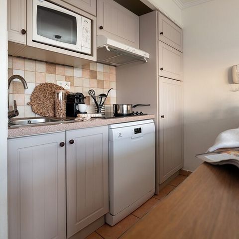 APARTMENT 6 people - 1 bedroom + 1 sleeping area - Balcony - Sea view - Air-conditioned