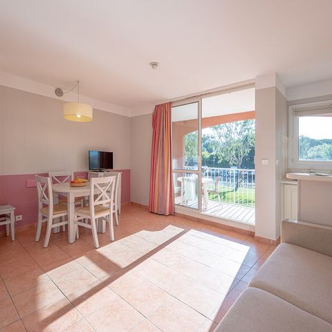 STUDIO 4 personnes - 1 alcôve - Terrasse ou balcon - Vue sur la rivière