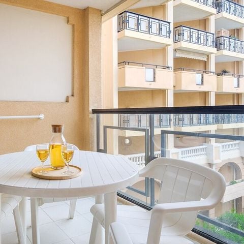 STUDIO 5 personnes - 1 coin nuit - Terrasse ou balcon