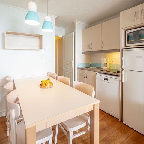 APPARTAMENTO 6 persone - - 1 camera da letto + 1 alcova per dormire - Vista mare - Aria condizionata - Terrazza o balcone