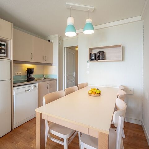 APPARTEMENT 6 personnes - 1 chambre + 1 coin nuit - Climatisation - Terrasse ou balcon