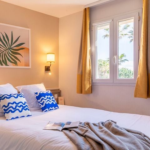 Appartement 6 personnes - 1 chambre - 1 coin - Nuit - Terrasse ou balcon - Vue sur le jardin