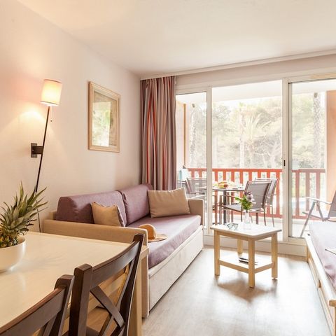 Studio 4 persons - 1 sleeping area - Terrace or balcony - Garden view