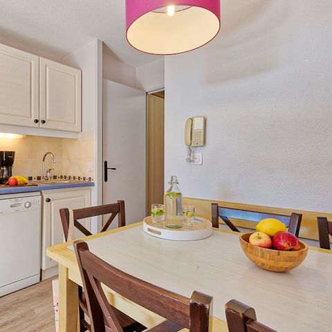 Apartment 4 persons - 1 bedroom - Terrace or balcony - Garden view