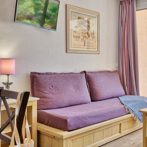 Apartment 6 persons - 1 bedroom + 1 sleeping area - Terrace or balcony - Garden view