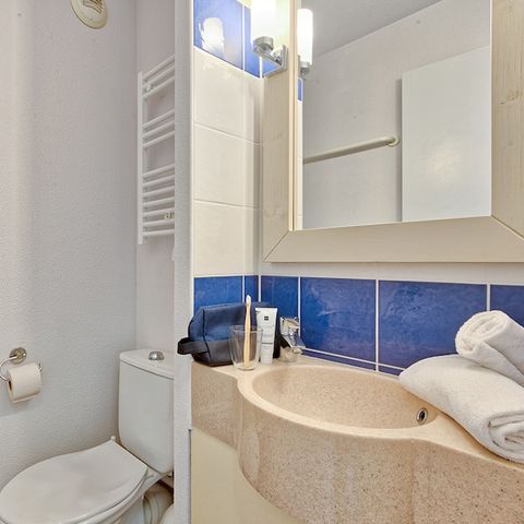 Appartement 6 personnes - 1 chambre - 1 coin - Nuit –Terrasse ou balcon – Vue jardin