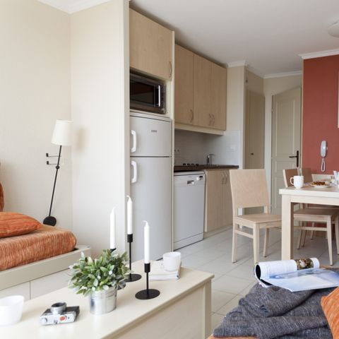 Studio 4 persons - Studio - 1 sleeping alcove - Terrace or balcony