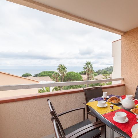 Apartment 4 persons - - 1 bedroom - Terrace or balcony - Sea view - South facing