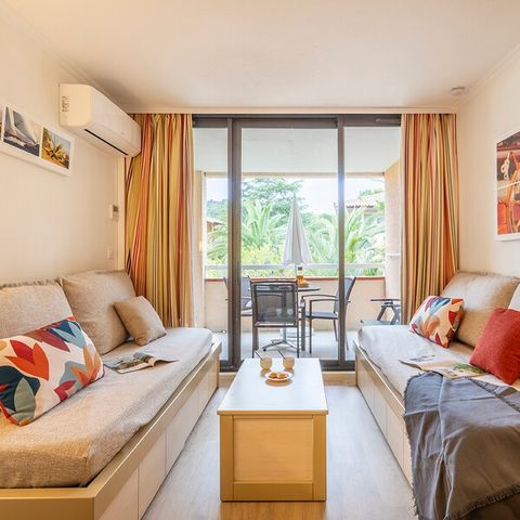 Studio 4 persons - Studio - 1 sleeping alcove - Terrace or balcony