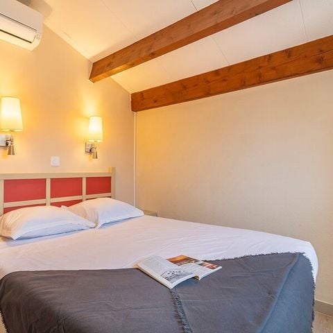APPARTEMENT 6 personnes - - 1 chambre + 1 alcôve - Terrasse ou balcon - Vue sur la mer - Exposition sud
