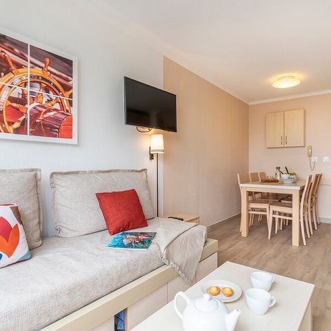 APPARTAMENTO 6 persone - - 1 camera da letto + 1 alcova per dormire - Terrazza o balcone - Vista sul mare - Esposizione a sud