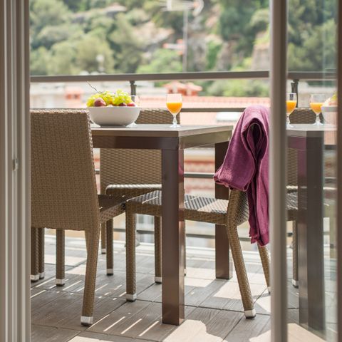 APPARTEMENT 6 personnes - 2 chambres à coucher - Balcon - Exposition sud - Climatisé - Rénové