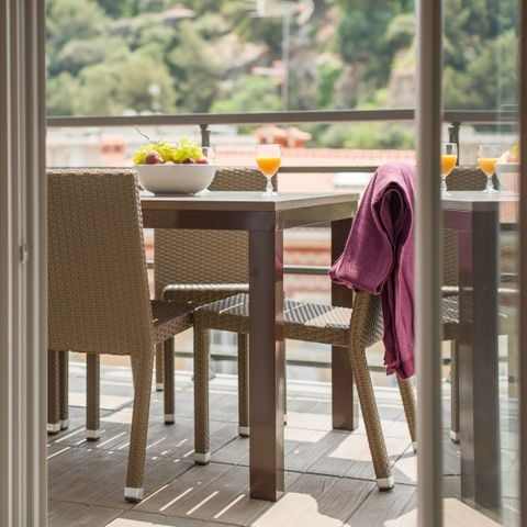 Apartment 6 persons - - 2 bedrooms - Balcony - South facing