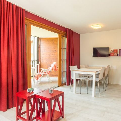 APPARTAMENTO 6 persone - - 1 camera da letto + 1 alcova per dormire - Vista giardino