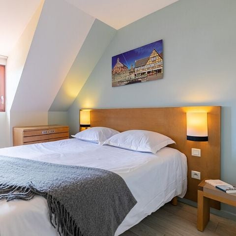 APPARTEMENT 7 personnes - 2 CHAMBRES - DUPLEX - VUE JARDIN