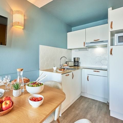 STUDIO 4 people -  Sleeps 4 + 1 - Balcony - Sea view - Renovated