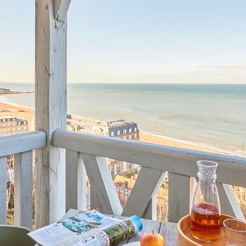Studio 4 personen -  4 + 1 slaapplaatsen - Balkon - Uitzicht op zee - Gerenoveerd