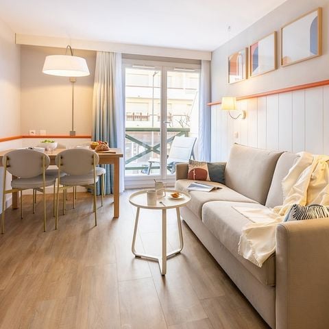 Piso 4 personas - - 1 habitación - Vista al jardín