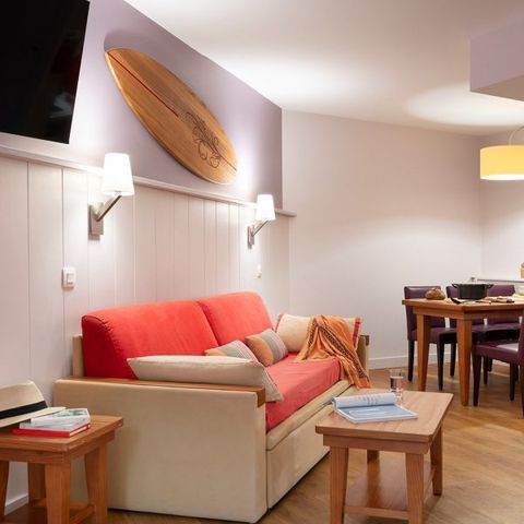 Apartment 6 persons - - 1 bedroom + 1 sleeping alcove - Garden view