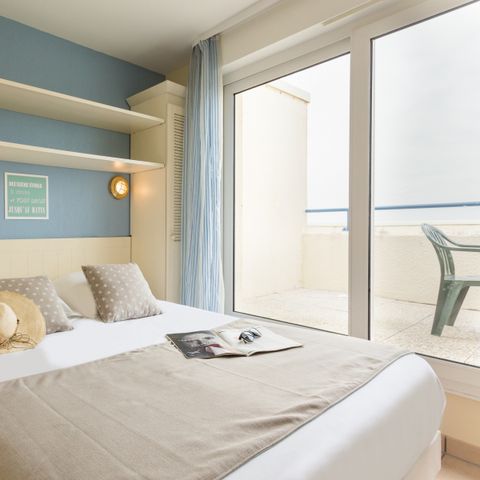 APARTMENT 6 people - - 2 bedrooms - Balcony