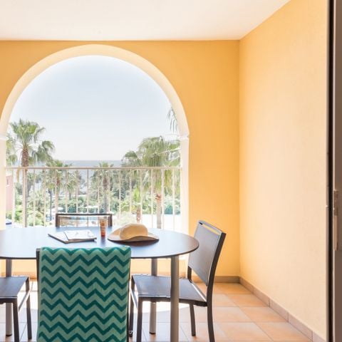 APARTMENT 4 people - - 1 bedroom - Terrace or Balcony