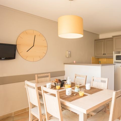 Piso 6 personas - - 1 dormitorio + 1 alcoba - Terraza o Balcón