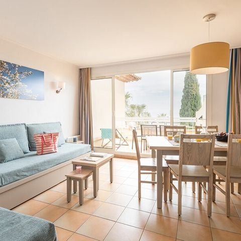 Piso 6 personas - - 1 dormitorio + 1 alcoba - Terraza o Balcón