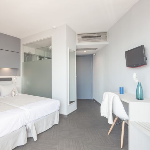 APARTEMENTO 2 personas - Habitación Estándar Climatizada