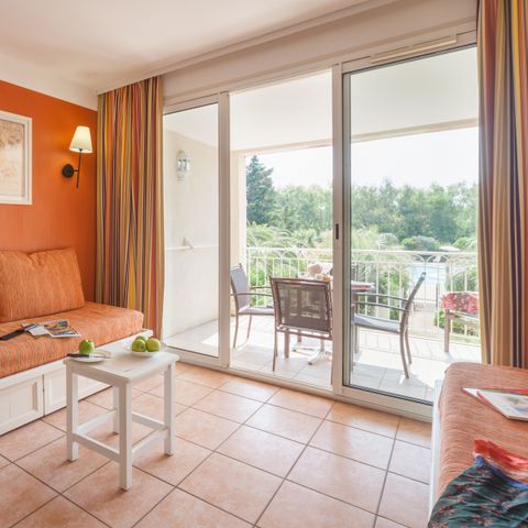 Appartement 5 personen - - 1 bedroom - Terrace or balcony - Pool view -  Air conditioned