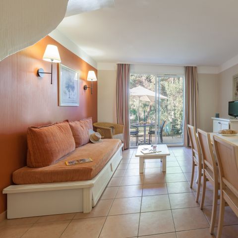 VAKANTIEHUIS 8 personen - 2 bedrooms + 1 sleeping alcove - Triplex - Terrace - Air conditioned