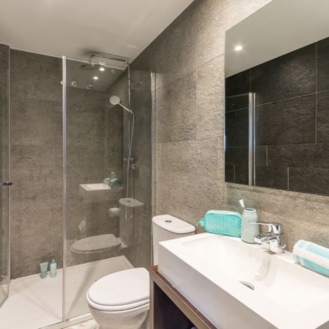 APPARTEMENT 4 personnes - 2 chambres -Balcon - Vue Mer